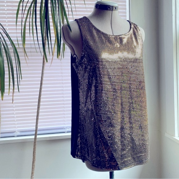 MADISON + HUDSON Gold Metallic Sequin Imitation Sleeveless Top Black Back Size M - Picture 1 of 8